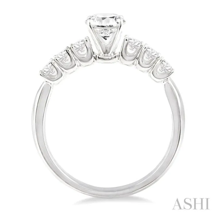 1 Ctw Diamond Engagement Ring with 5/8 Ct Round Cut Center Stone in 14K White Gold