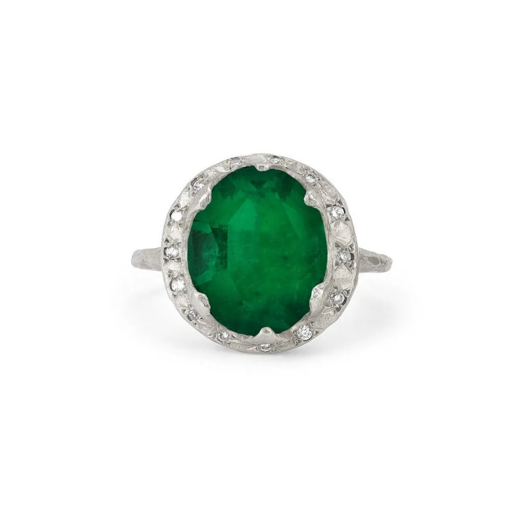 18k Queen Oval Colombian Emerald Ring with Sprinkled Diamonds