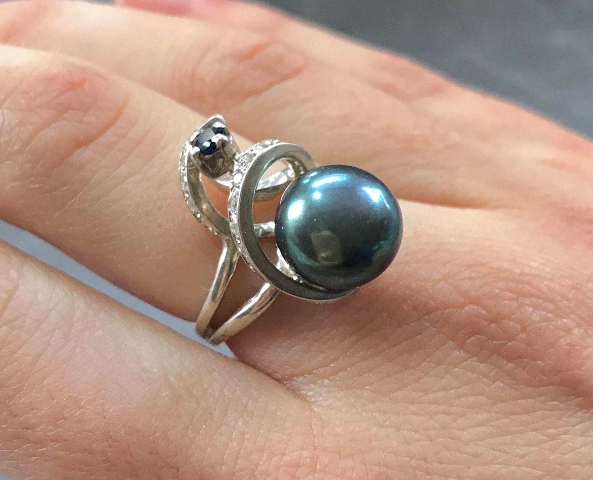 Artistic Black Pearl Ring - Genuine Black Pearl Ring - Statement Black Pearl Ring