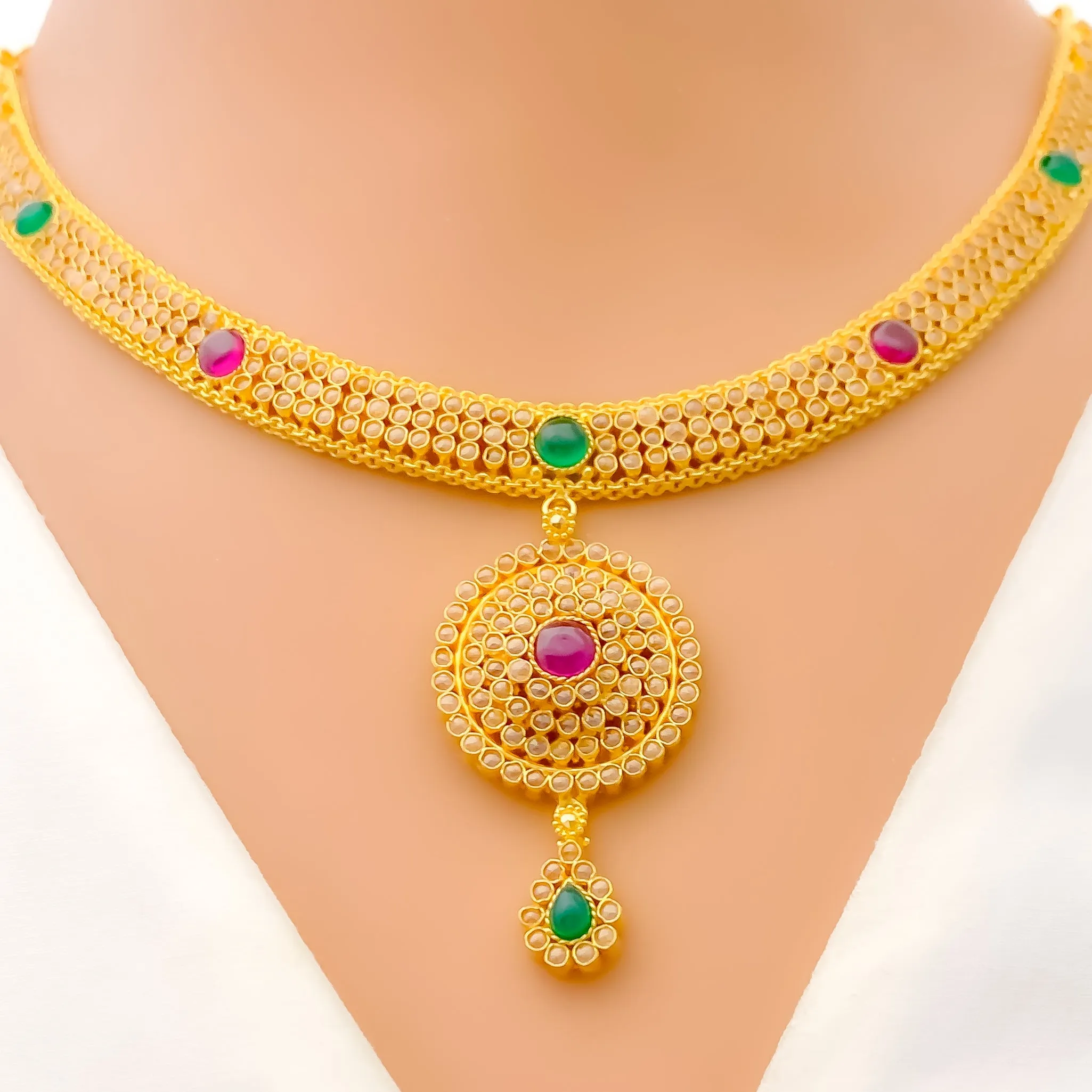 Artistic Heirloom 22k Gold Kundan Necklace Set