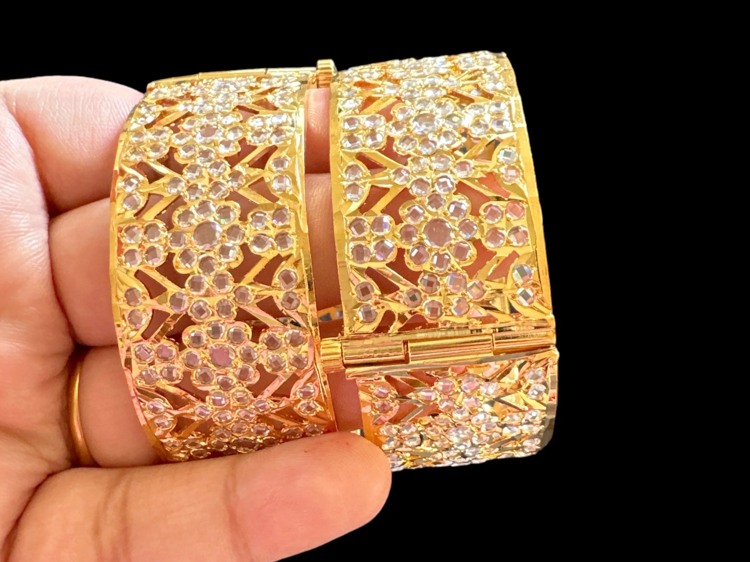 B161 Gold plated hyderabadi bangles ( READY TO SHIP )