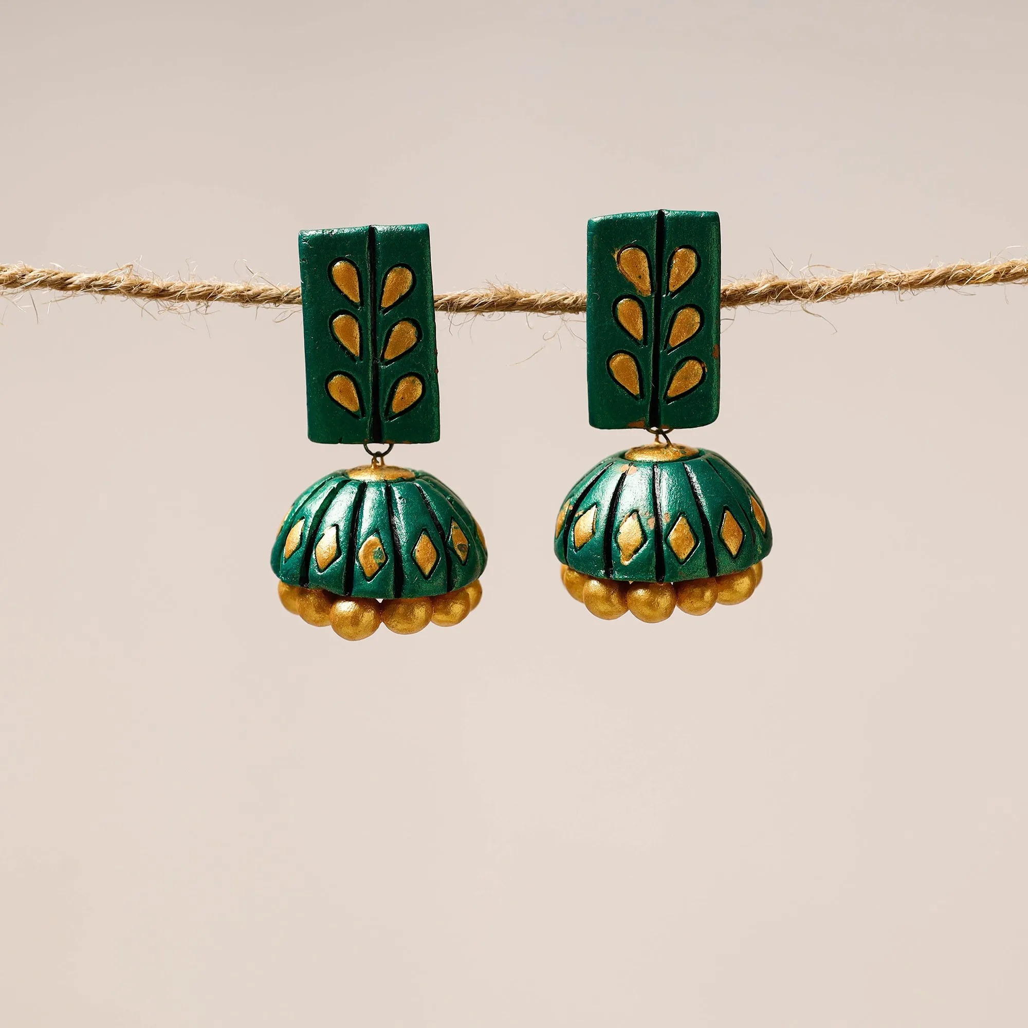 Bishnupur Handpainted Terracotta Jhumki Earrings 07