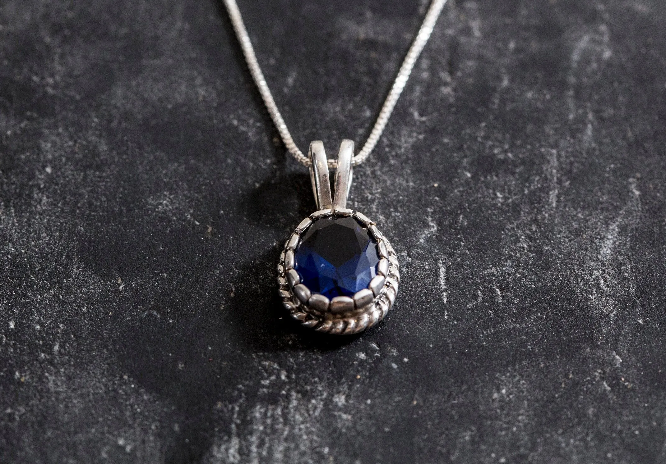 Blue Sapphire Pendant - Blue Oval Necklace, Silver Vintage Pendant