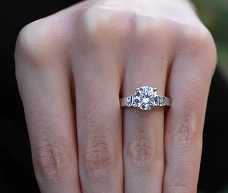 Carnation - Round Diamond Engagement Ring