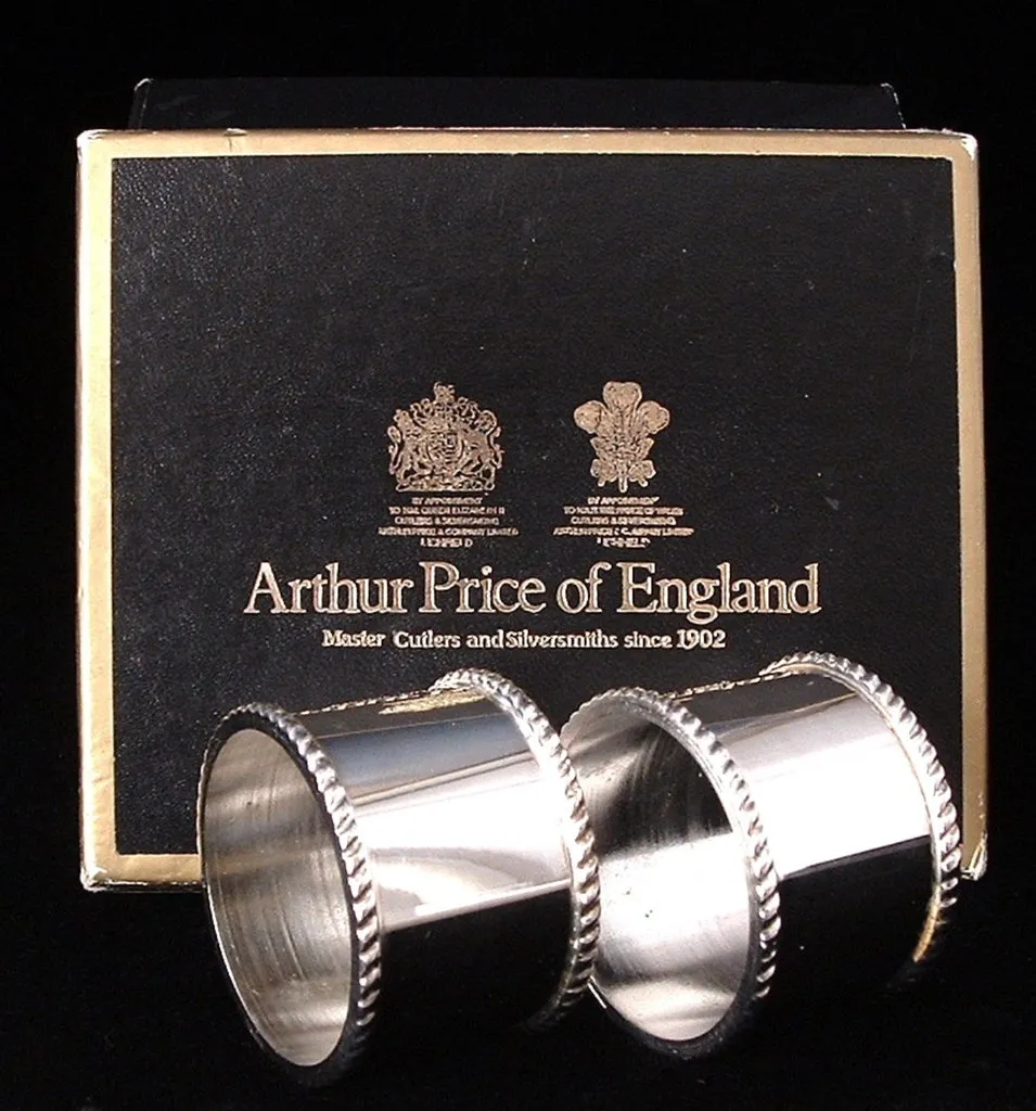 English Silver Napkin Rings Boxed Pair Mint 1970s Arthur Price England Silver Plate