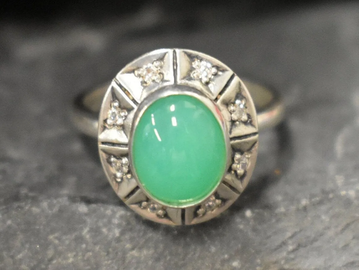 Genuine Chrysoprase Ring - Green Statement Ring - Vintage Oval Ring