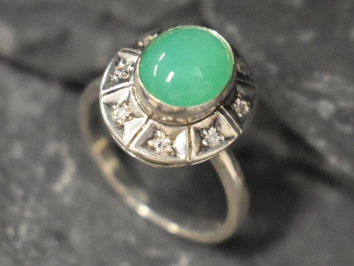 Genuine Chrysoprase Ring - Green Statement Ring - Vintage Oval Ring