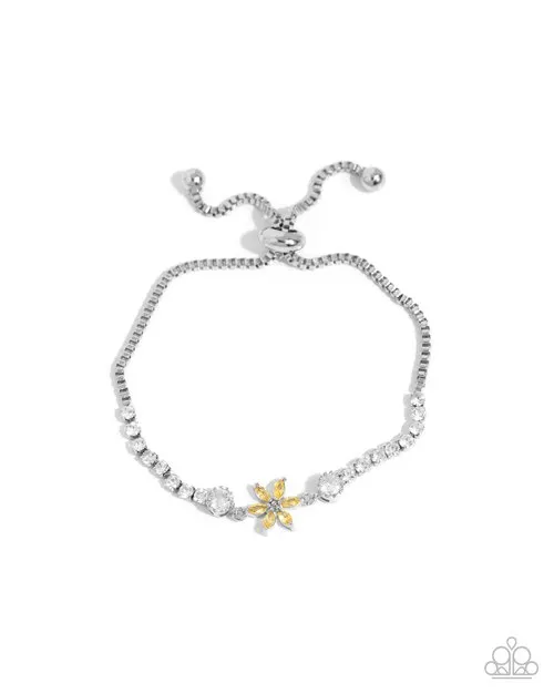 Paparazzi Bracelet ~ Dainty Delivery