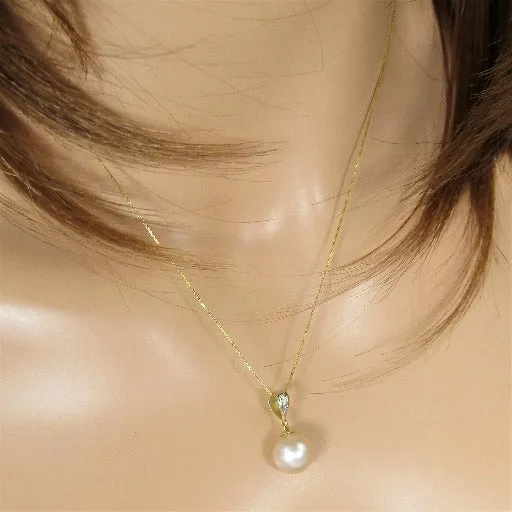 Pearl Pendant Necklace Round AA  Pearl 14K Gold Chain