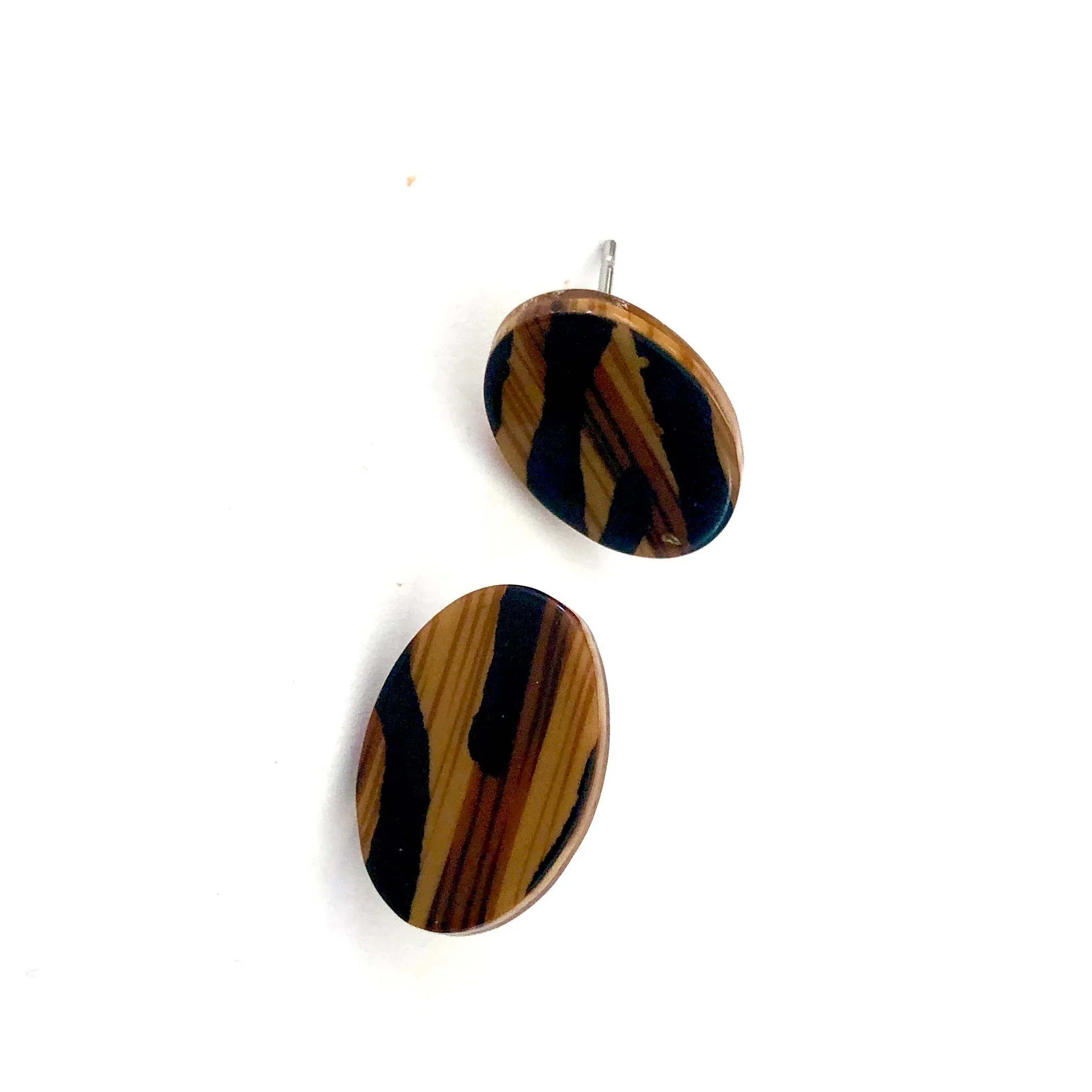 Tiger Striped Oval Stud Earrings